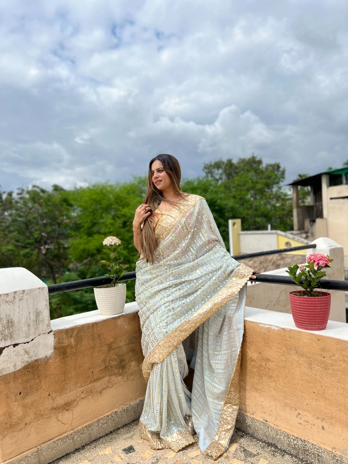 Vardan Ethnic Jr-585 Georgette Wholesale Fancy Saree — Wholesale Sarees, MPA wholesale from Surat - Gallery Image 3
